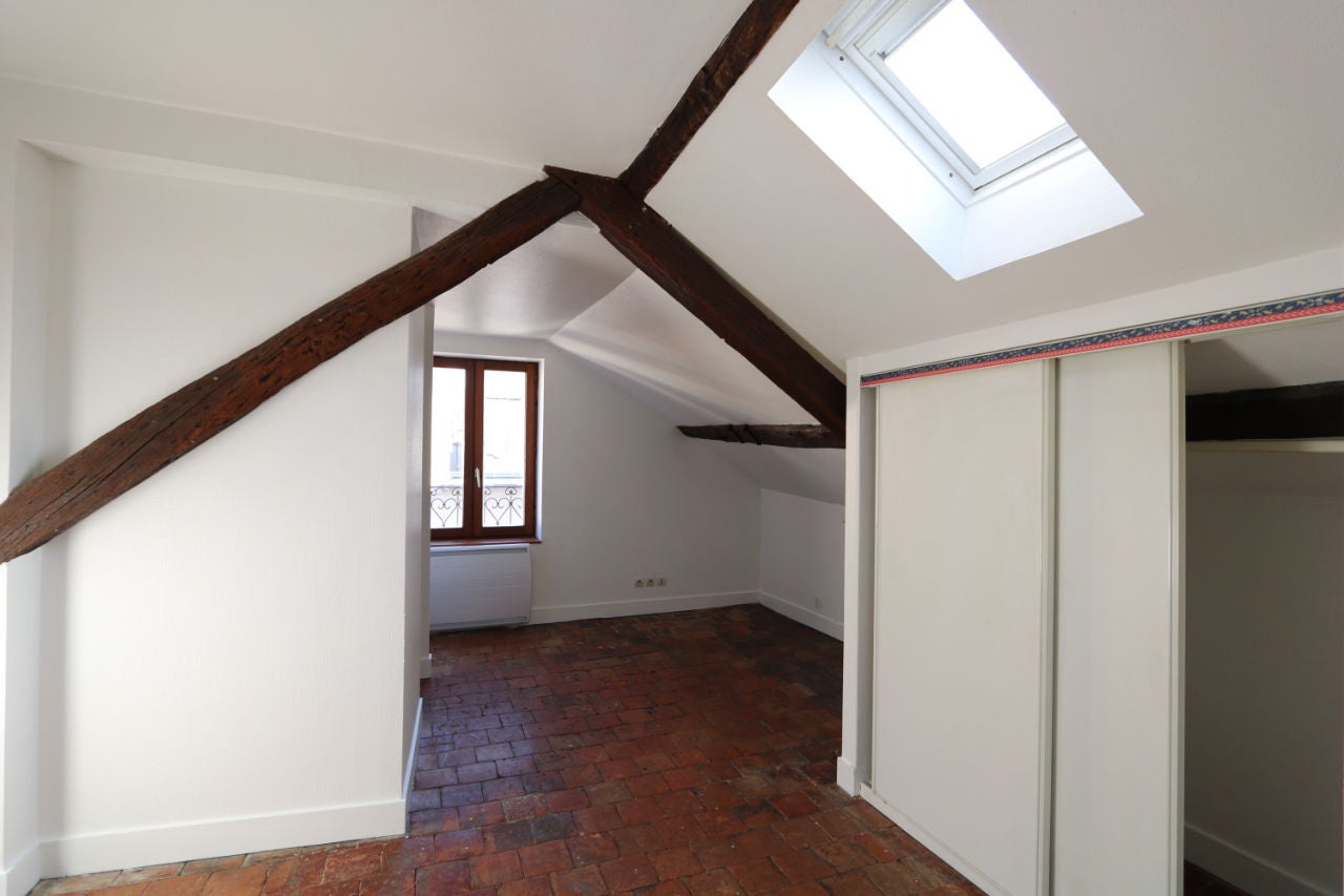 Flat Rue de la Croix de Bois in Orléans