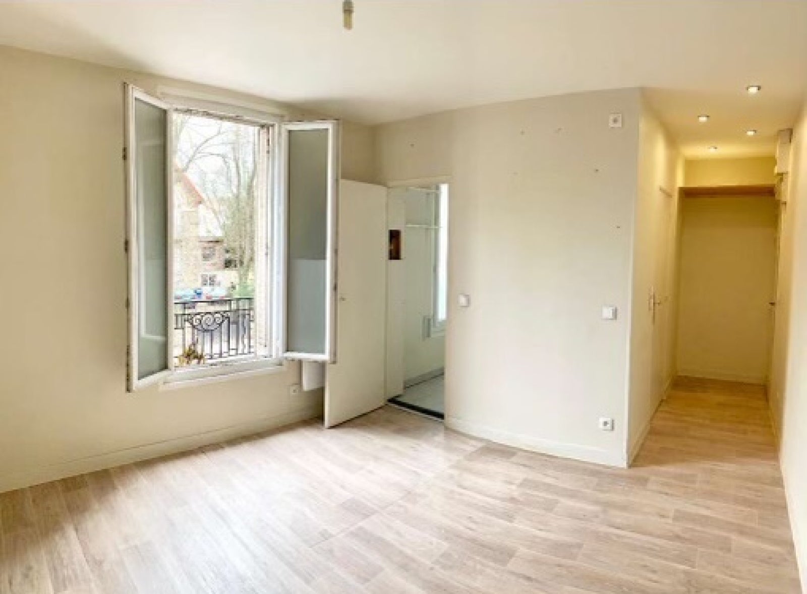 Flat Avenue Jean Jaurès in Drancy