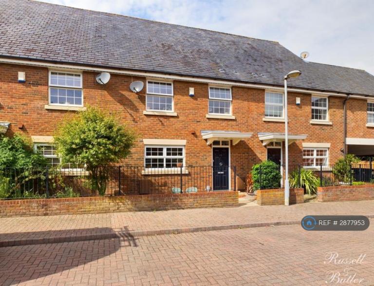 Room Bernardines Way in Buckingham