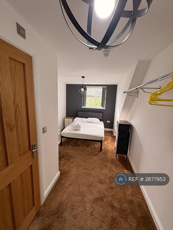Room Bernardines Way in Buckingham