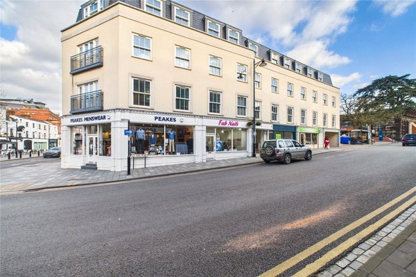 Flat St Ives Road in Maidenhead