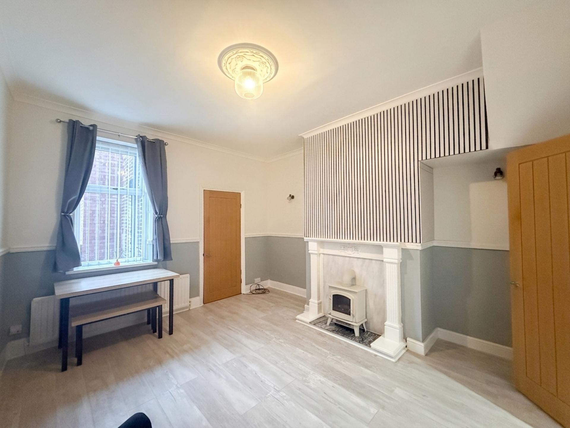 Flat Inskip Terrace in Gateshead
