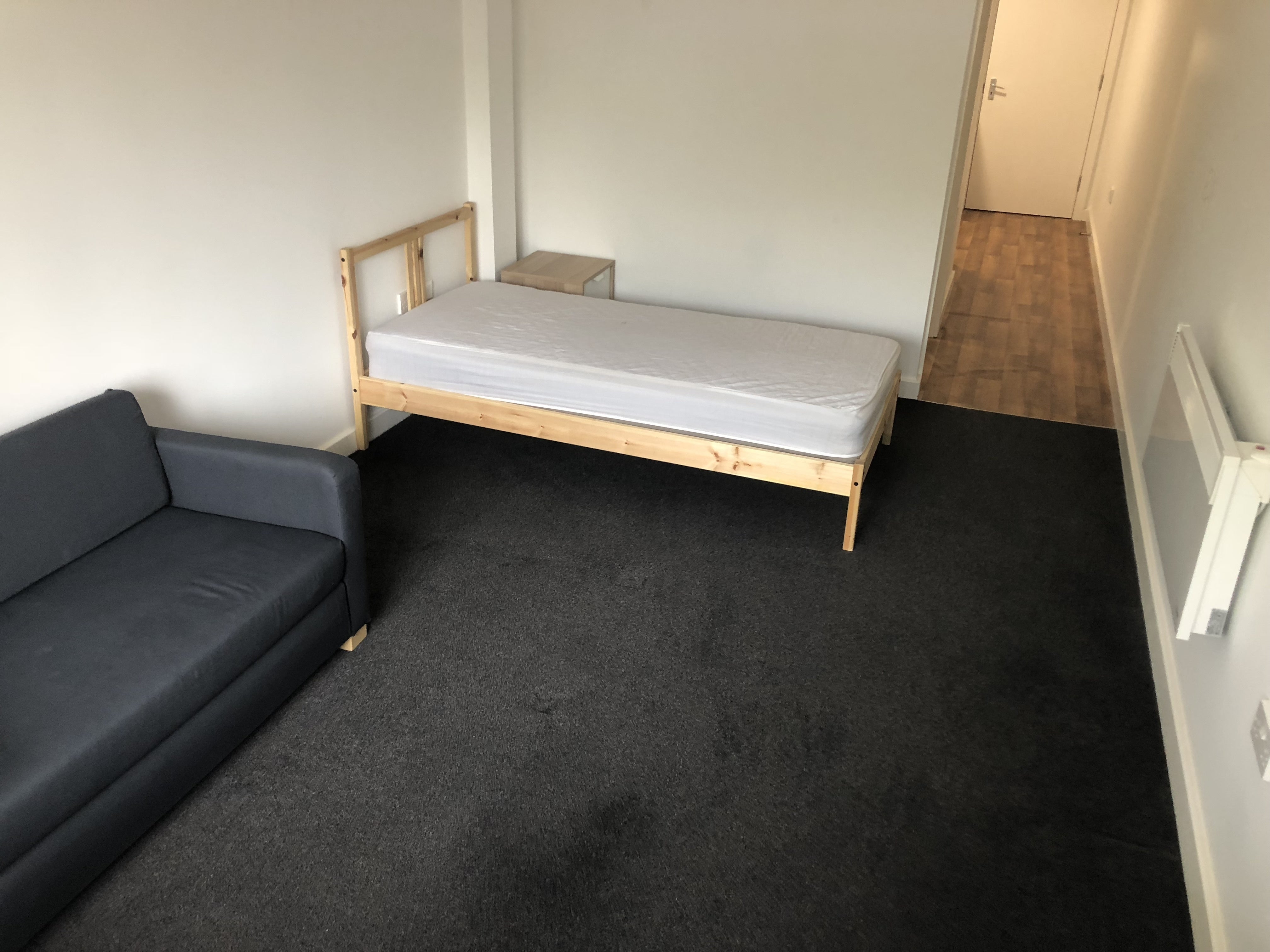 Flat Oxley Street in Wolverhampton