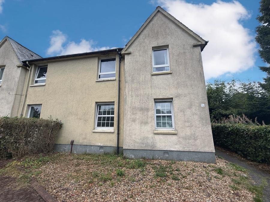 Flat Whitehurst Park in Bearsden