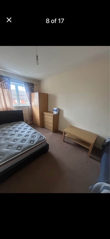 Room Greenhaven Drive in Greater London