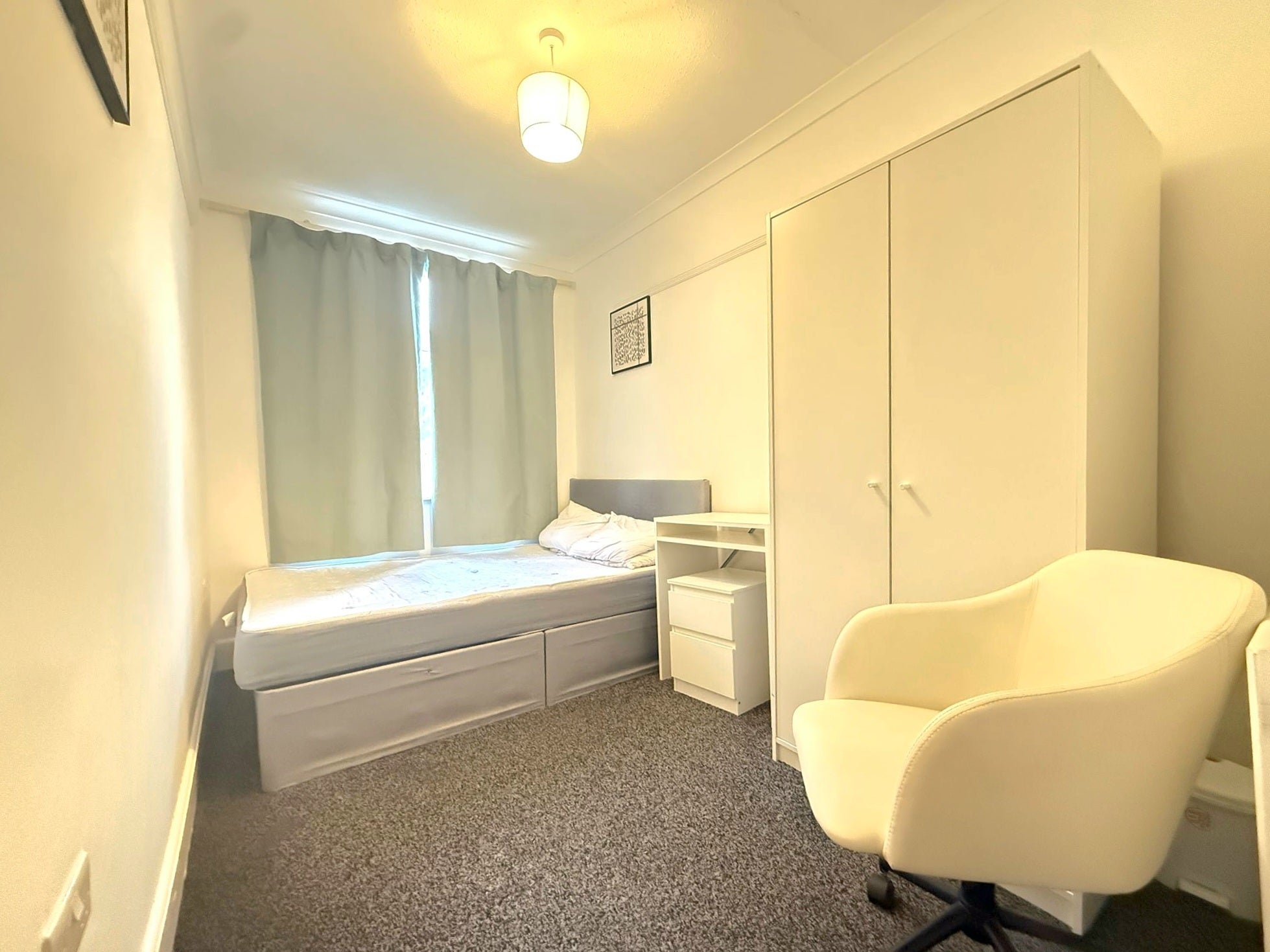 Room Watling Street in Dartford