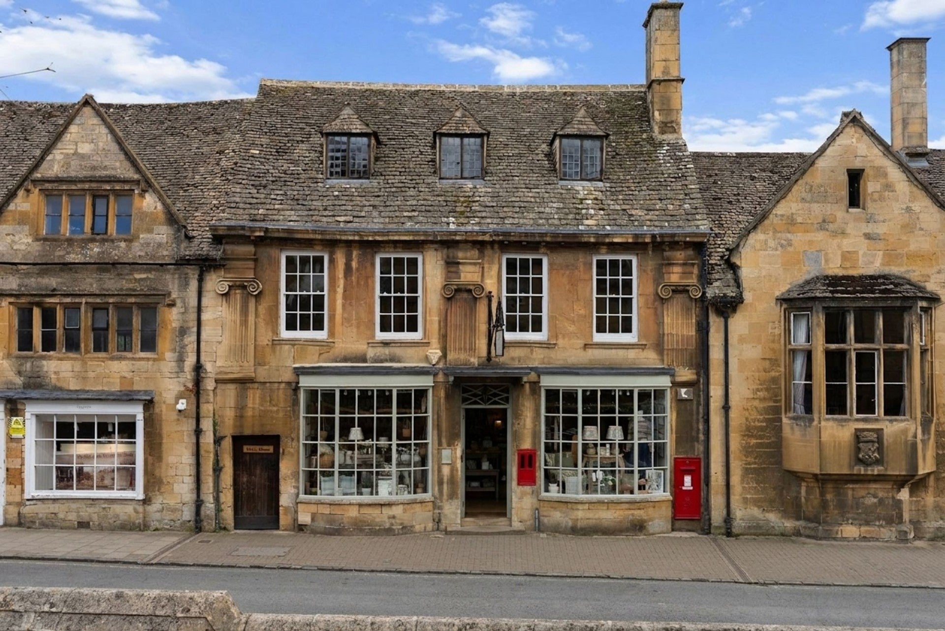 Flat High Street in Cotswold District