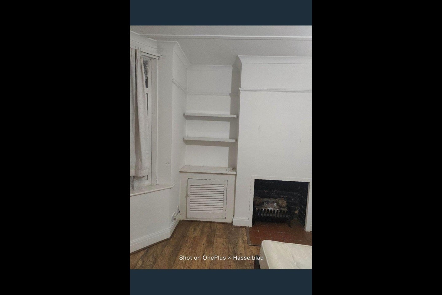 Room Sunbury Road in Greater London