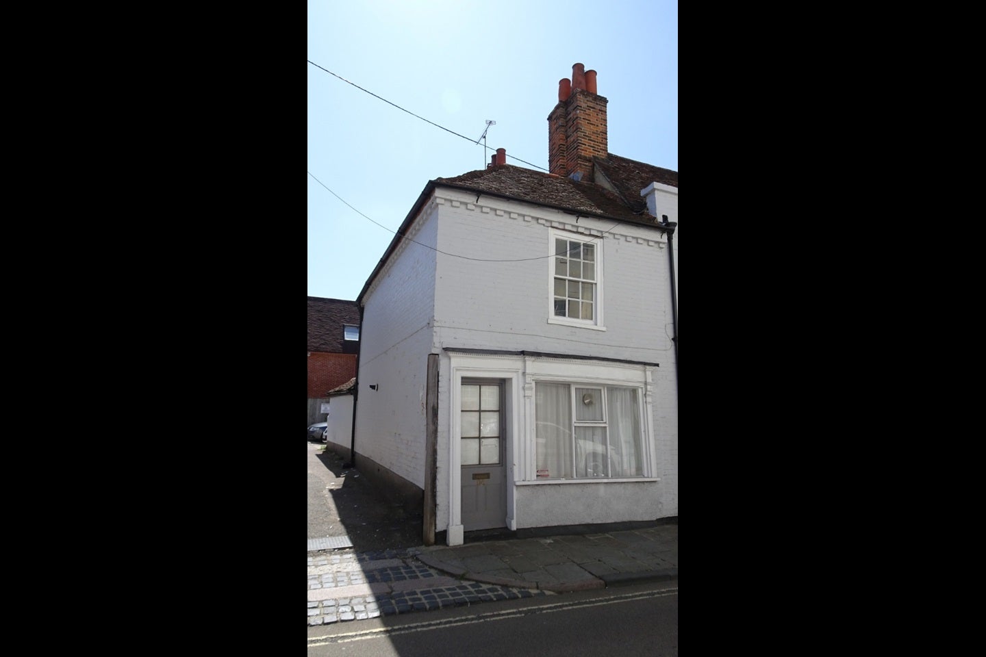 House Victoria Row in Canterbury