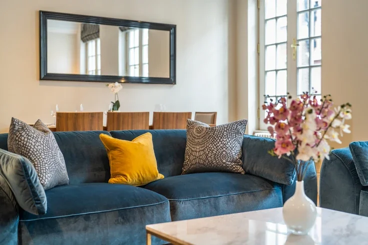 Flat Hertford Street in City of Westminster