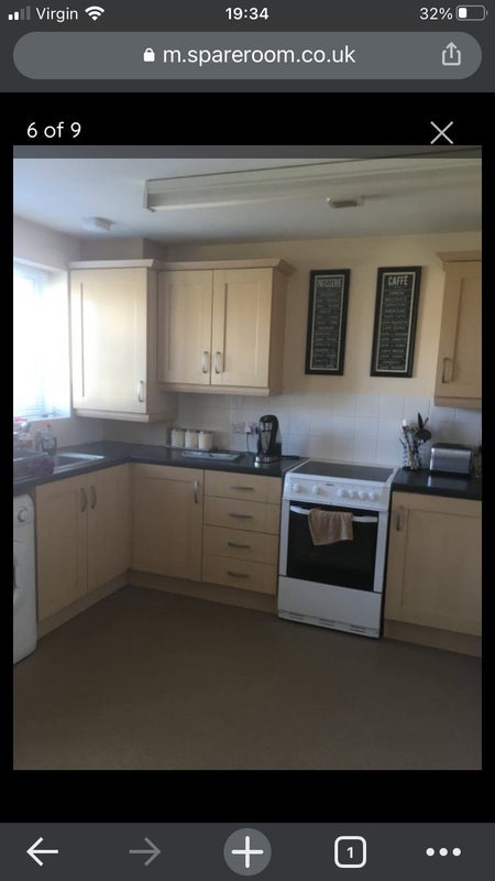 Room Hollystone Drive in South Tyneside