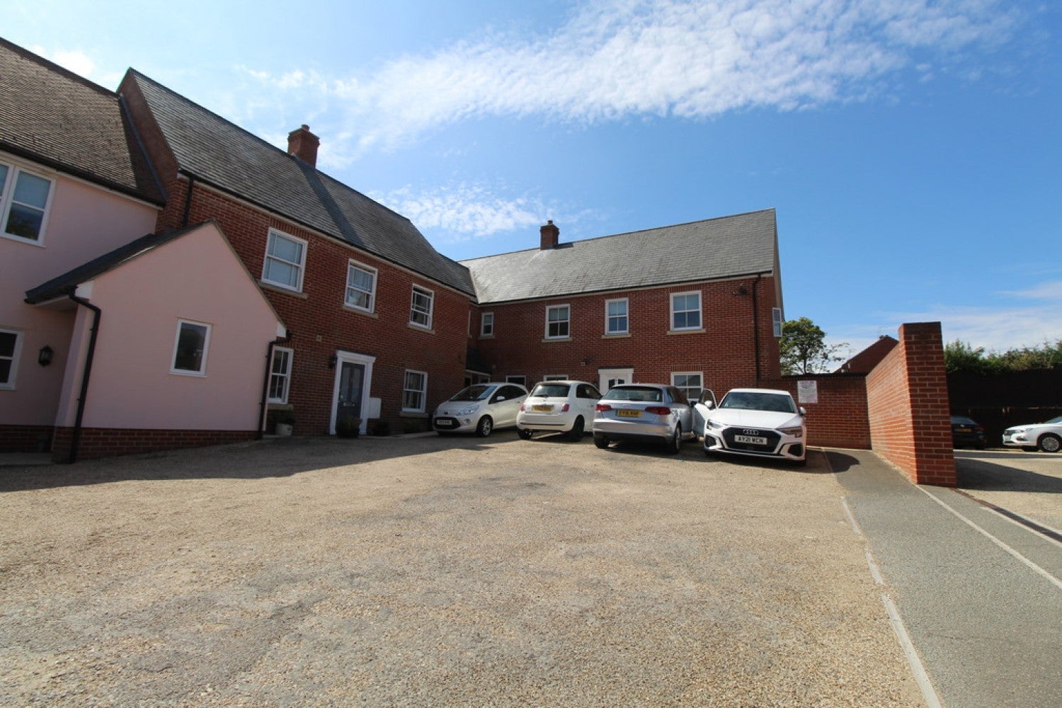 Flat Colne Rise in Colchester