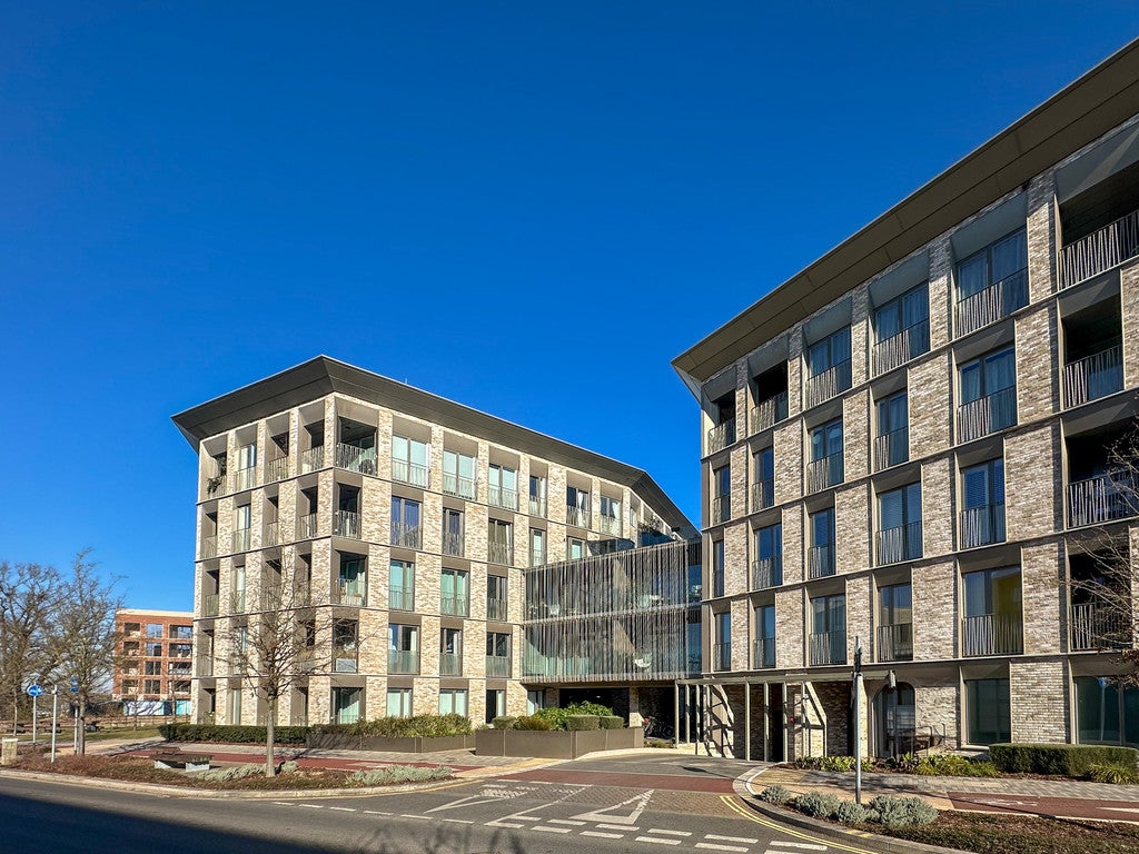 Flat Rudduck Way in Cambridge