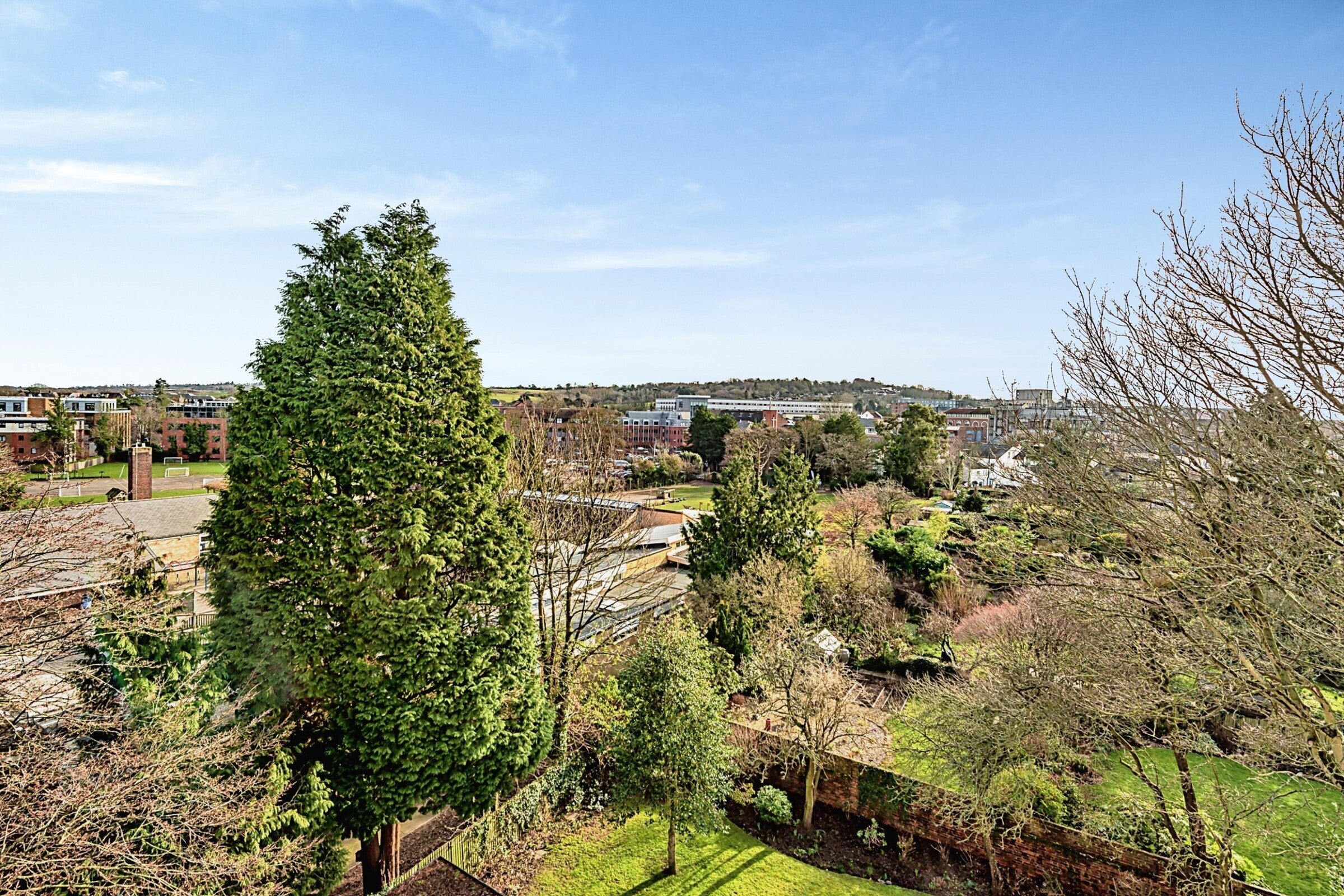 Flat Linkfield Lane in Reigate and Banstead