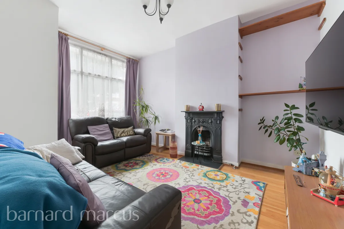 House Westcote Road in Greater London