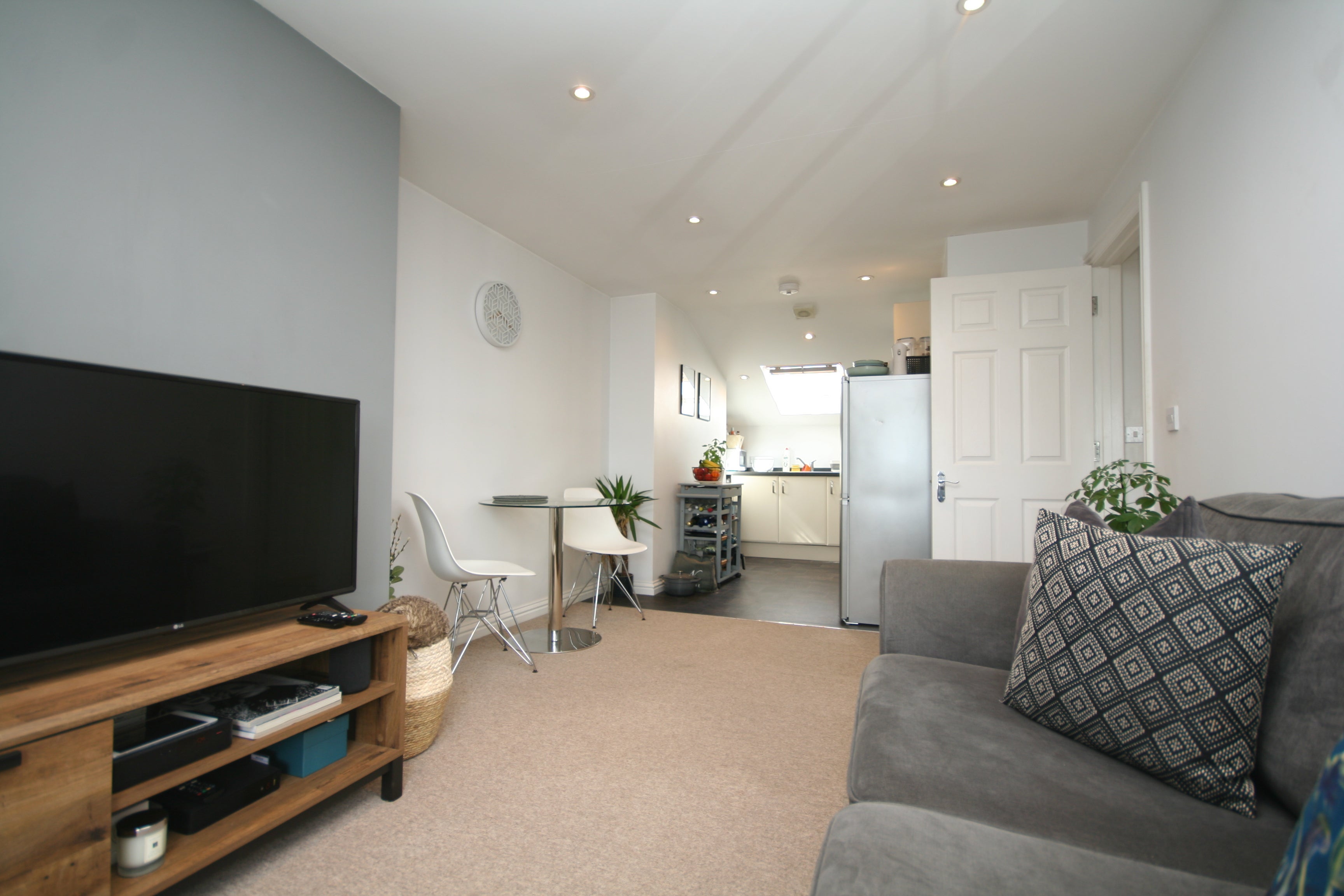 Flat North Place in Cheltenham