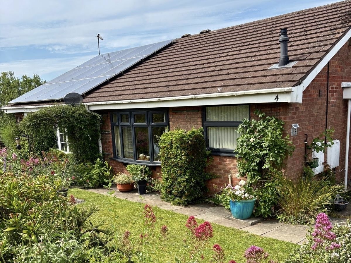 House Cherry Tree Road in Newcastle-under-Lyme