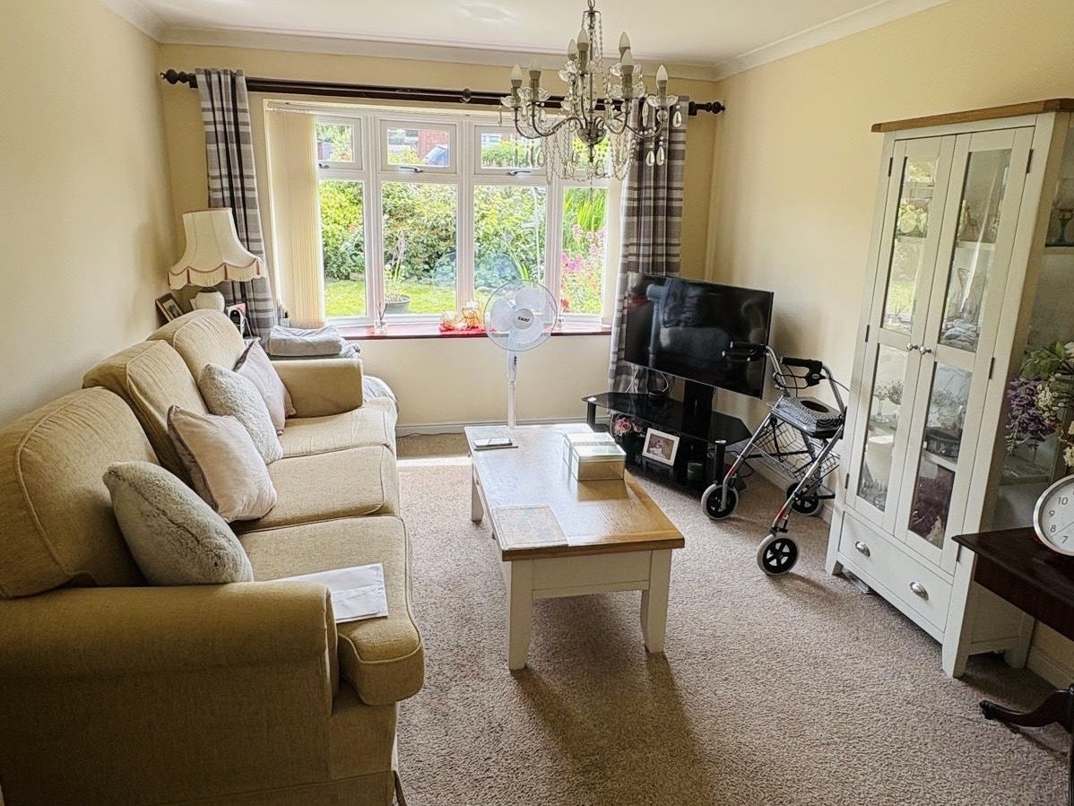 House Cherry Tree Road in Newcastle-under-Lyme