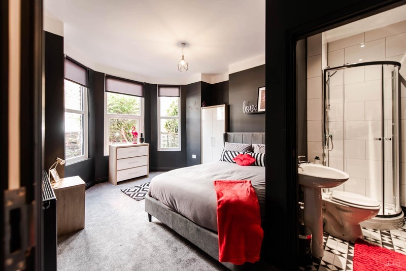Room Back Graveley Street in Leeds