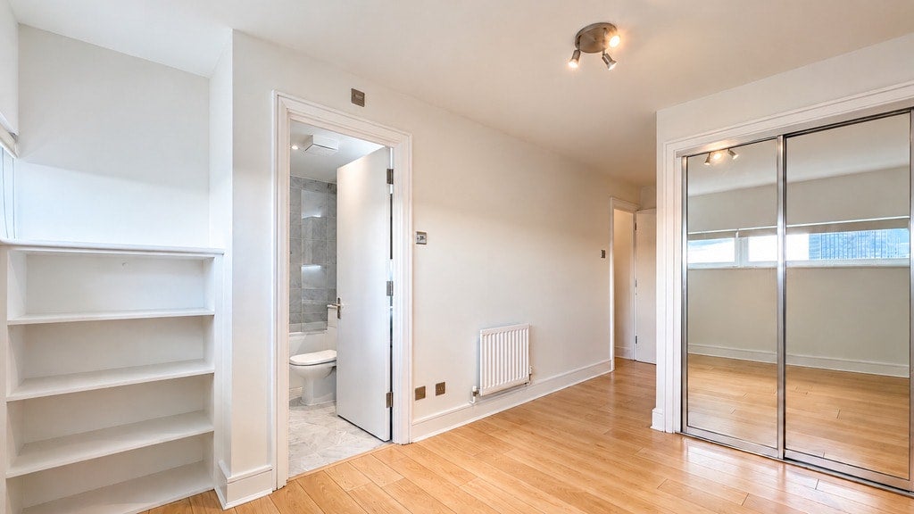 Flat Wells Street in City of Westminster