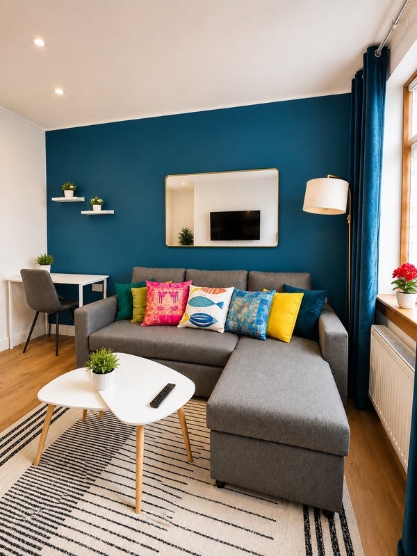 Flat Wardieburn Road in City of Edinburgh