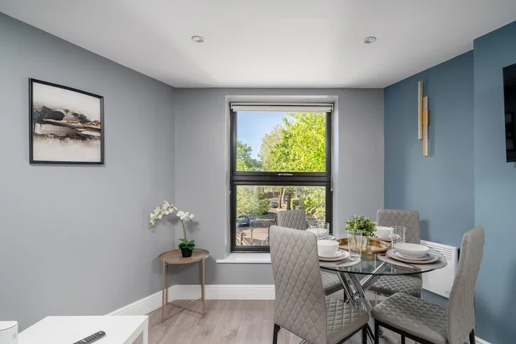 Flat Argyle Road in Greater London