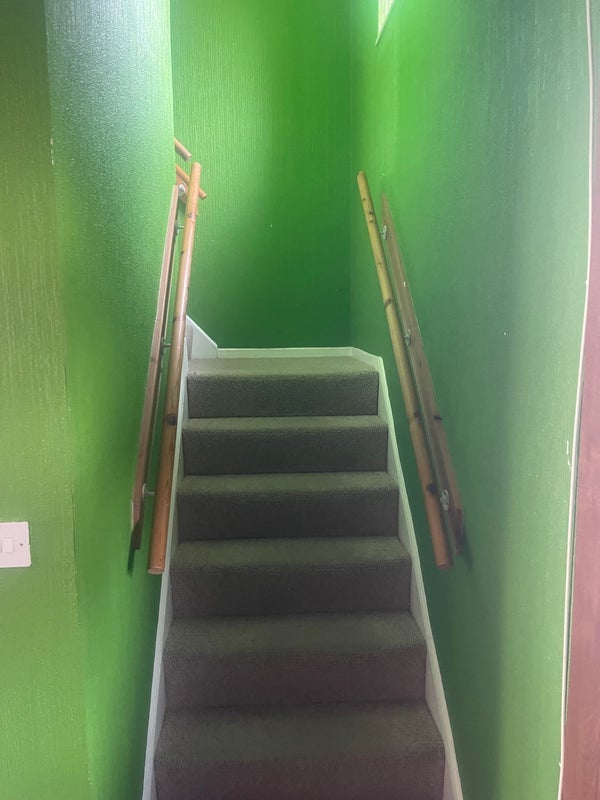 Room Aldrich Avenue in Coventry