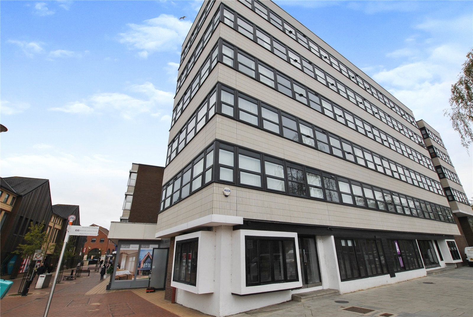 Flat Springfield Road in Chelmsford
