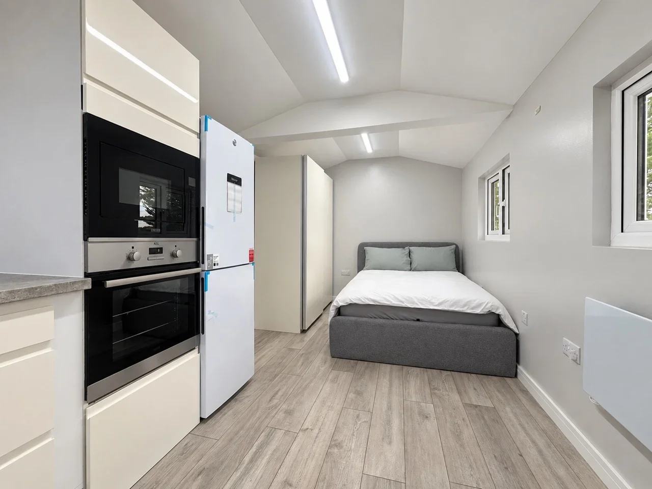 Flat Plumer Road in High Wycombe