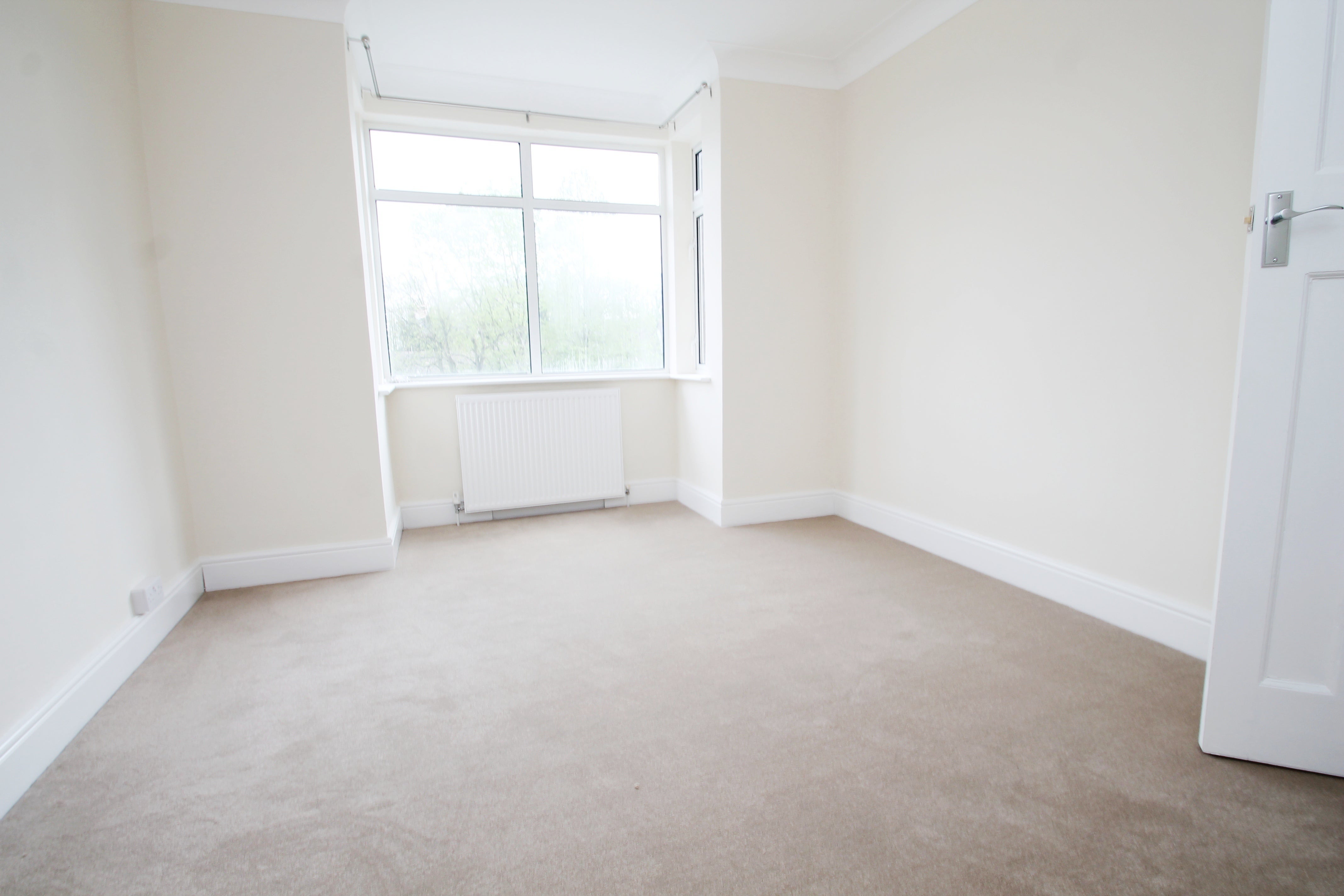 Flat Ridsdale Road in Greater London