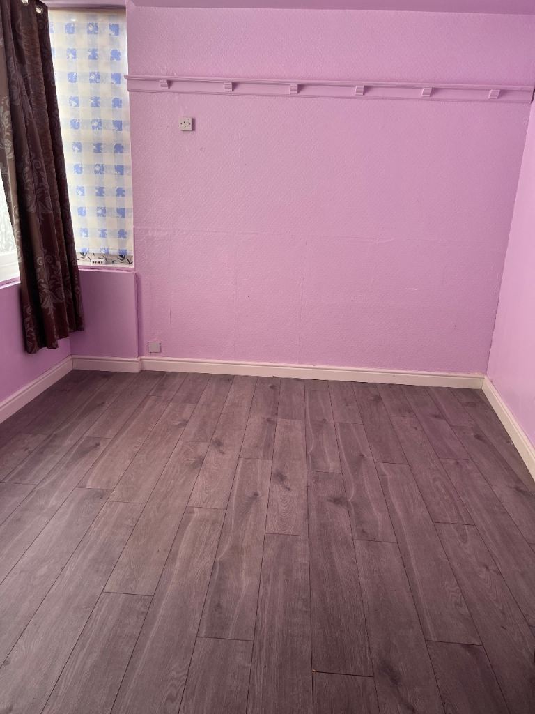 Flat Crystal Road in Blackpool