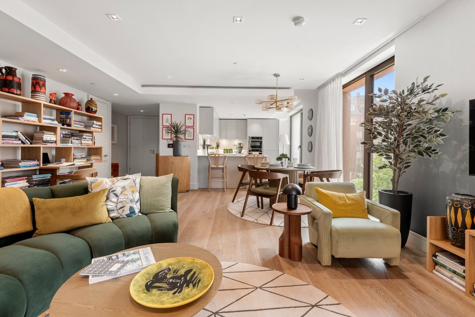 Flat Harrow Road in City of Westminster