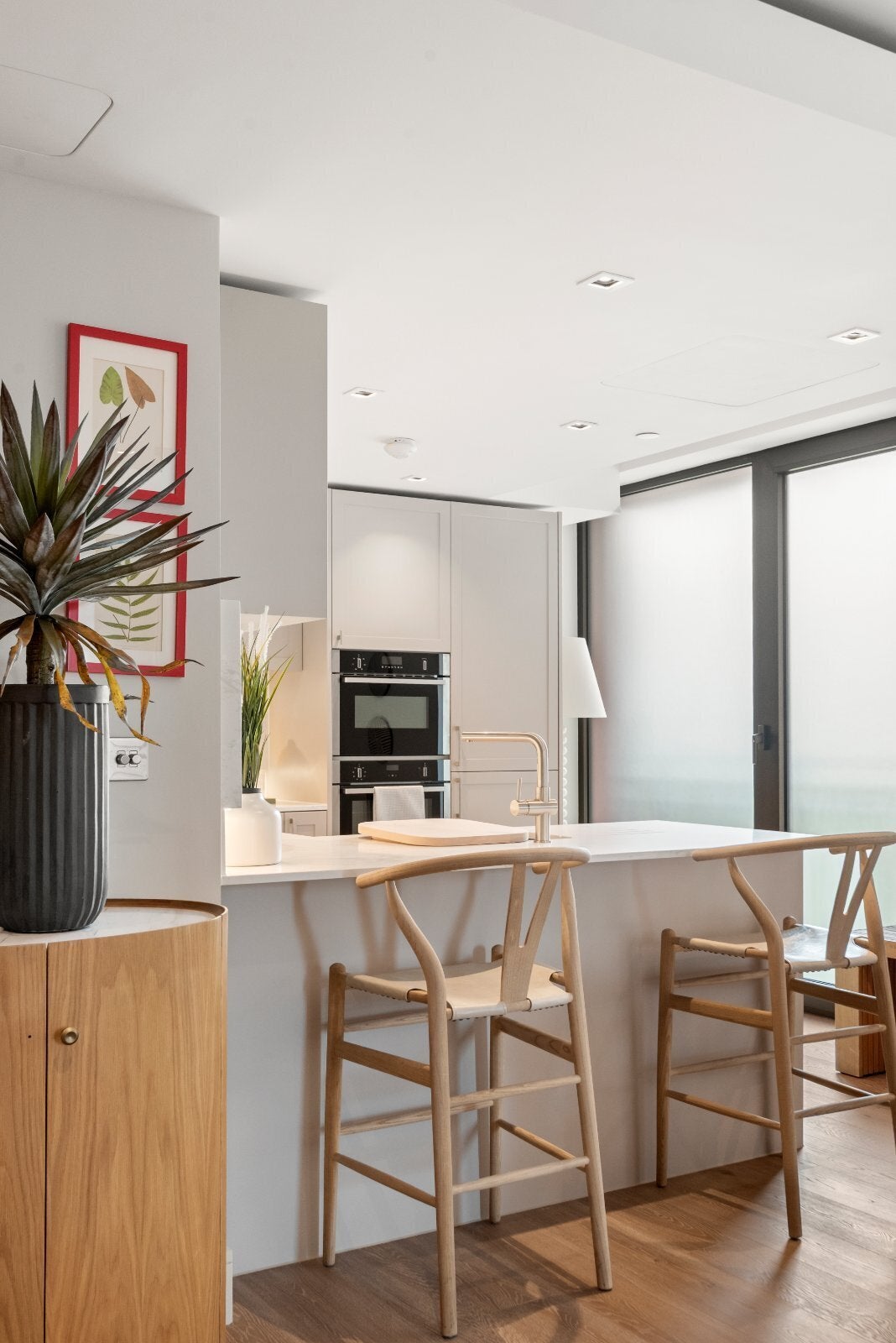 Flat Harrow Road in City of Westminster