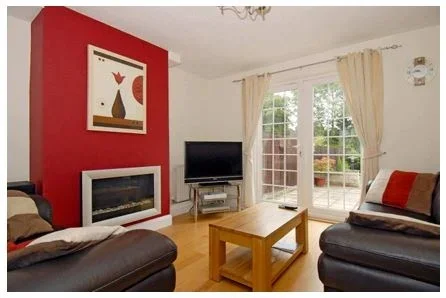 House Manor Waye in Greater London