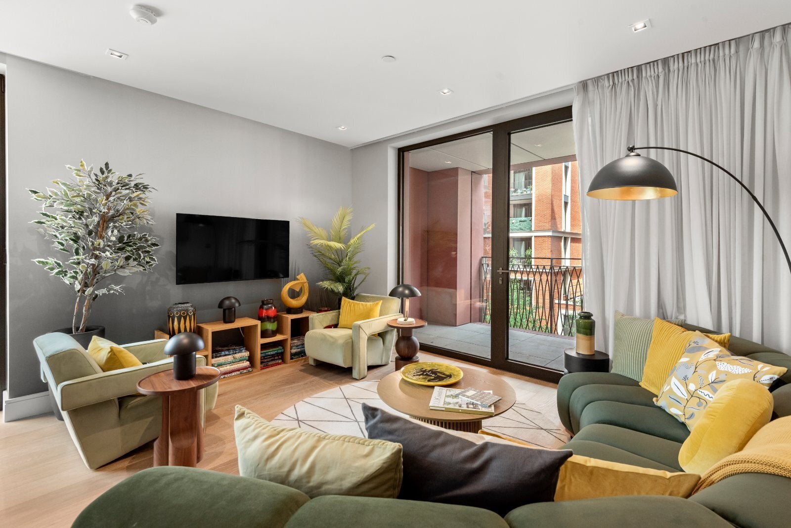 Flat Maida Avenue in City of Westminster