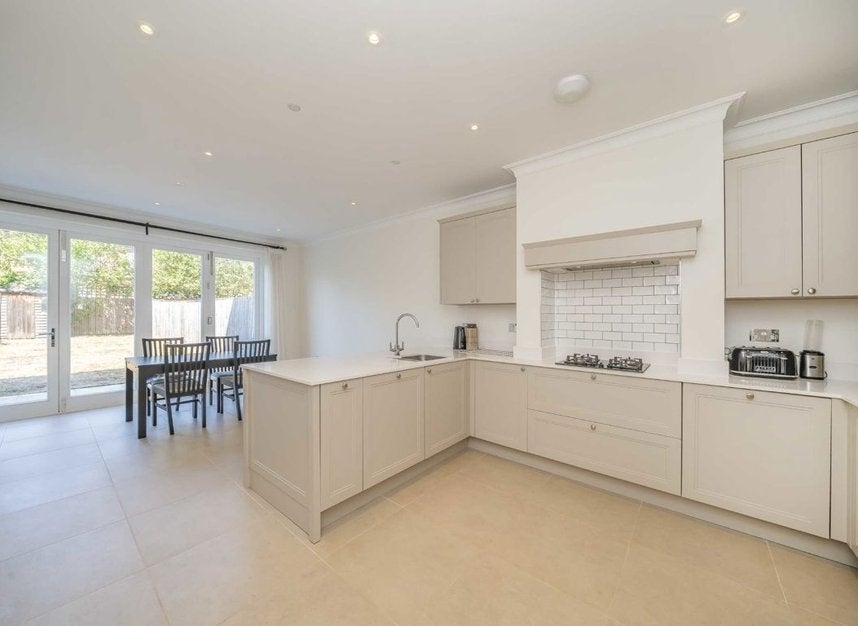 House Barrons Chase in Greater London