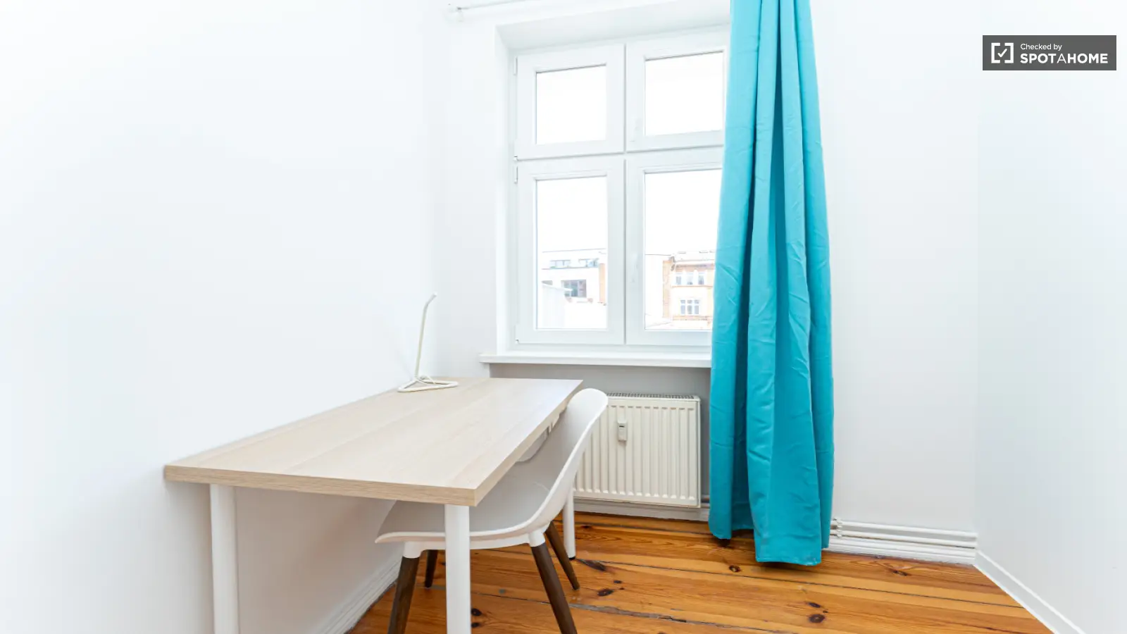 Zimmer Schonensche Straße in Berlin