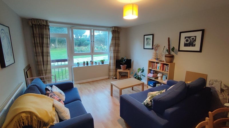 Room Kersfield Road in Greater London