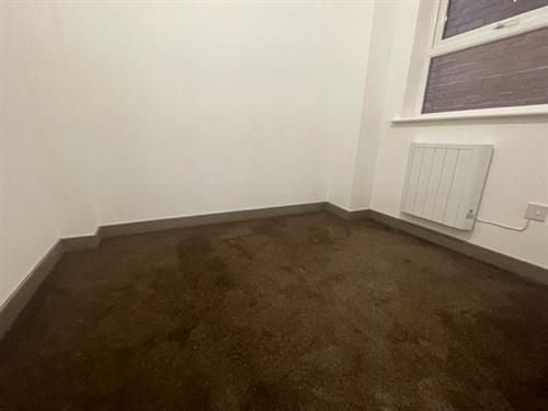 Flat Adelaide Street in Luton