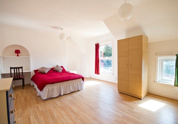 Flat Bentinck Road in Nottingham