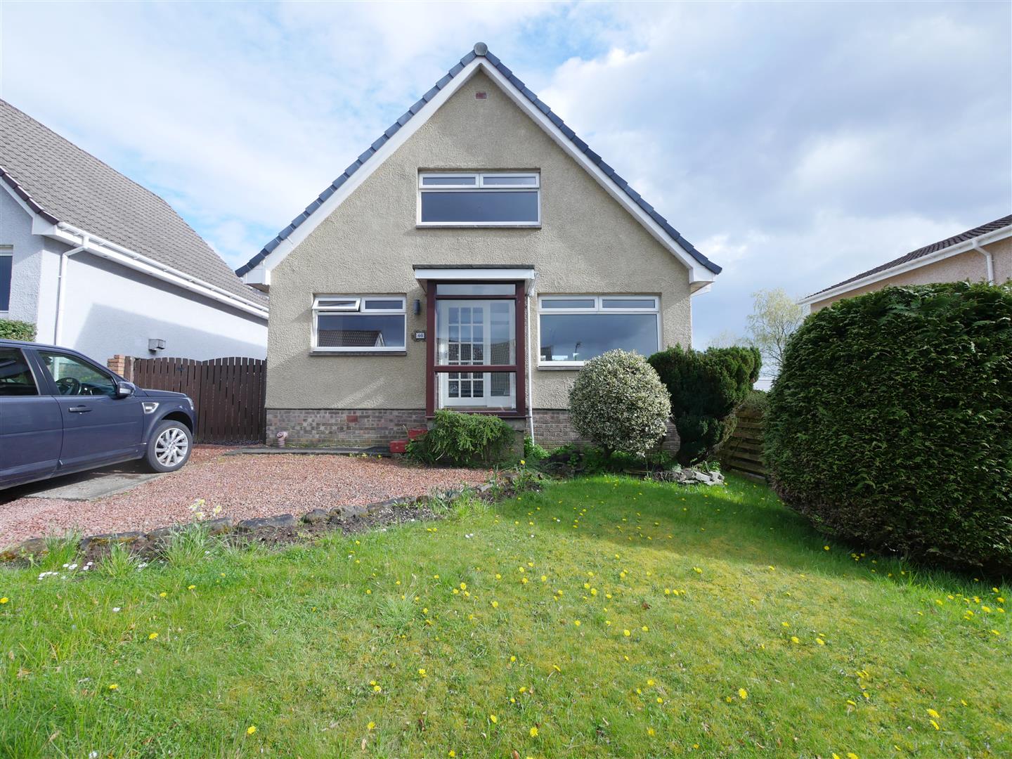 House Laxton Drive in Lenzie