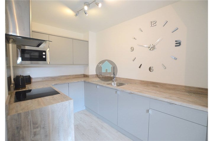 Flat Wolseley Gardens in Newcastle upon Tyne