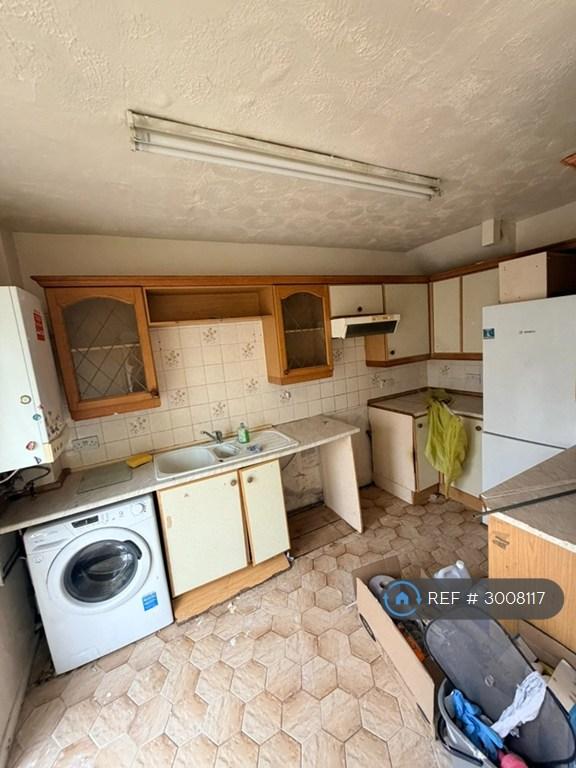 House Lynmouth Court in Prestwich