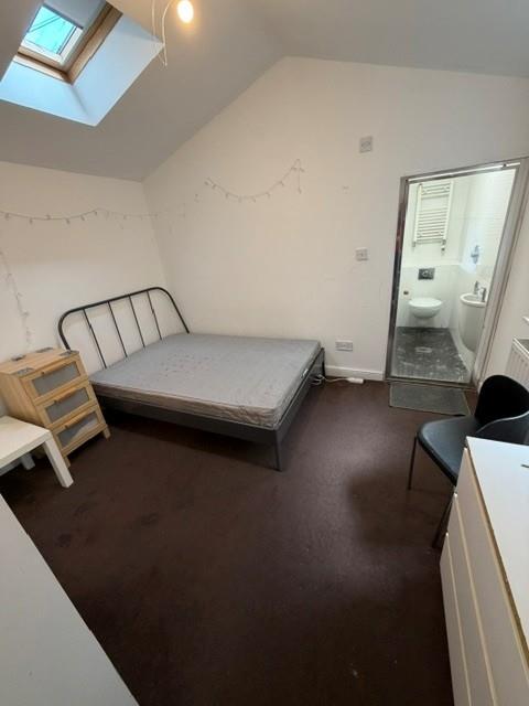 Room Station Road in Newcastle upon Tyne