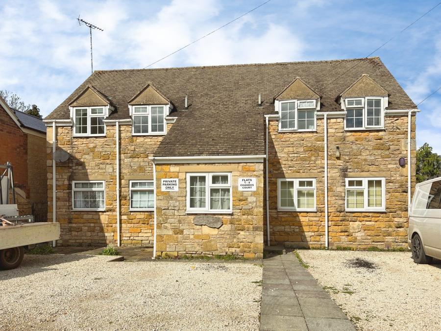 Flat Chandos Street in Winchcombe