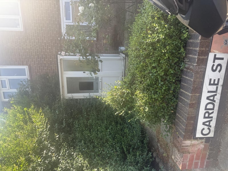 Room Cardale Street in Greater London