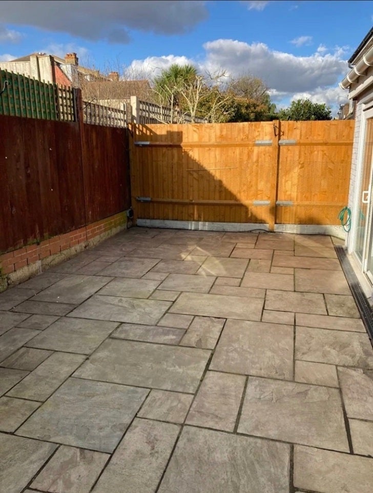 Flat Minniedale in Greater London
