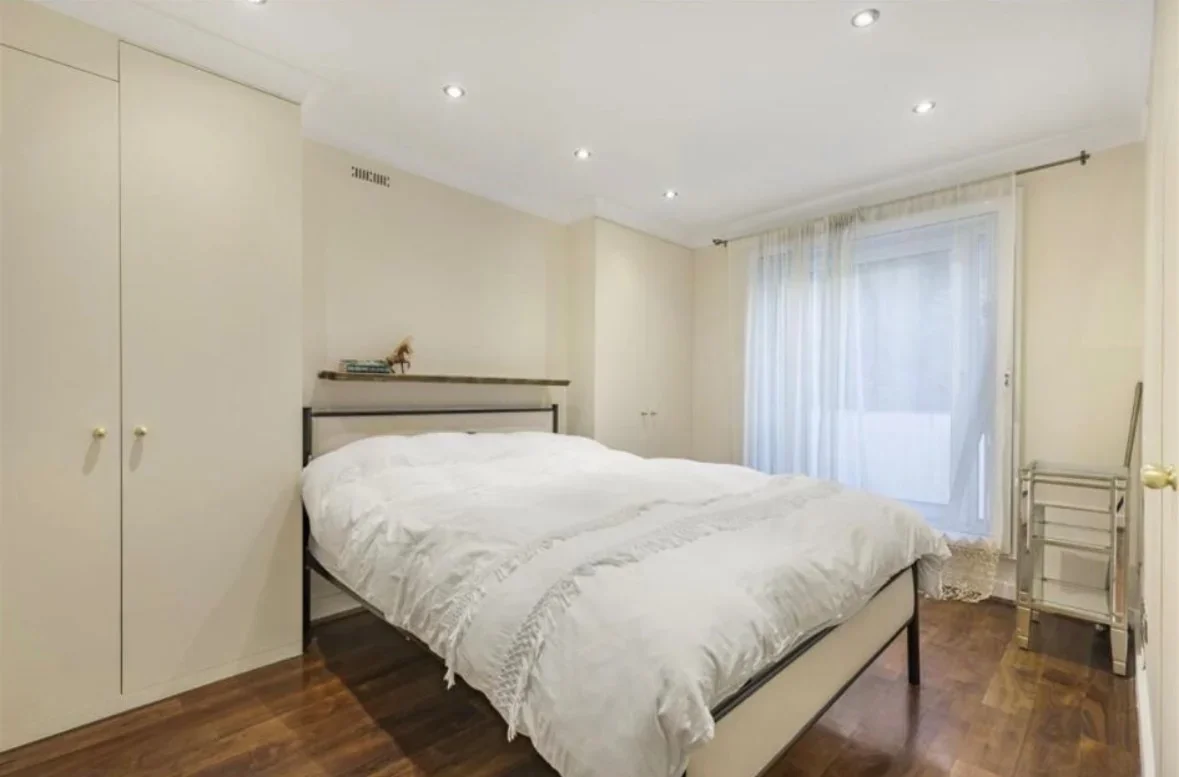 Flat Gunter Grove in Greater London