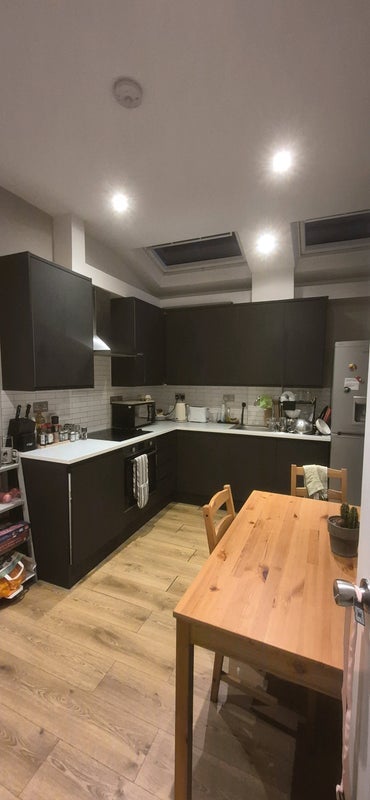 Room Durnsford Road in Greater London
