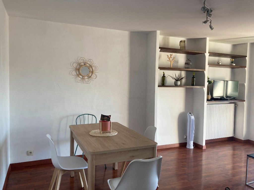 Flat Rue Gambetta in Saint-Raphaël